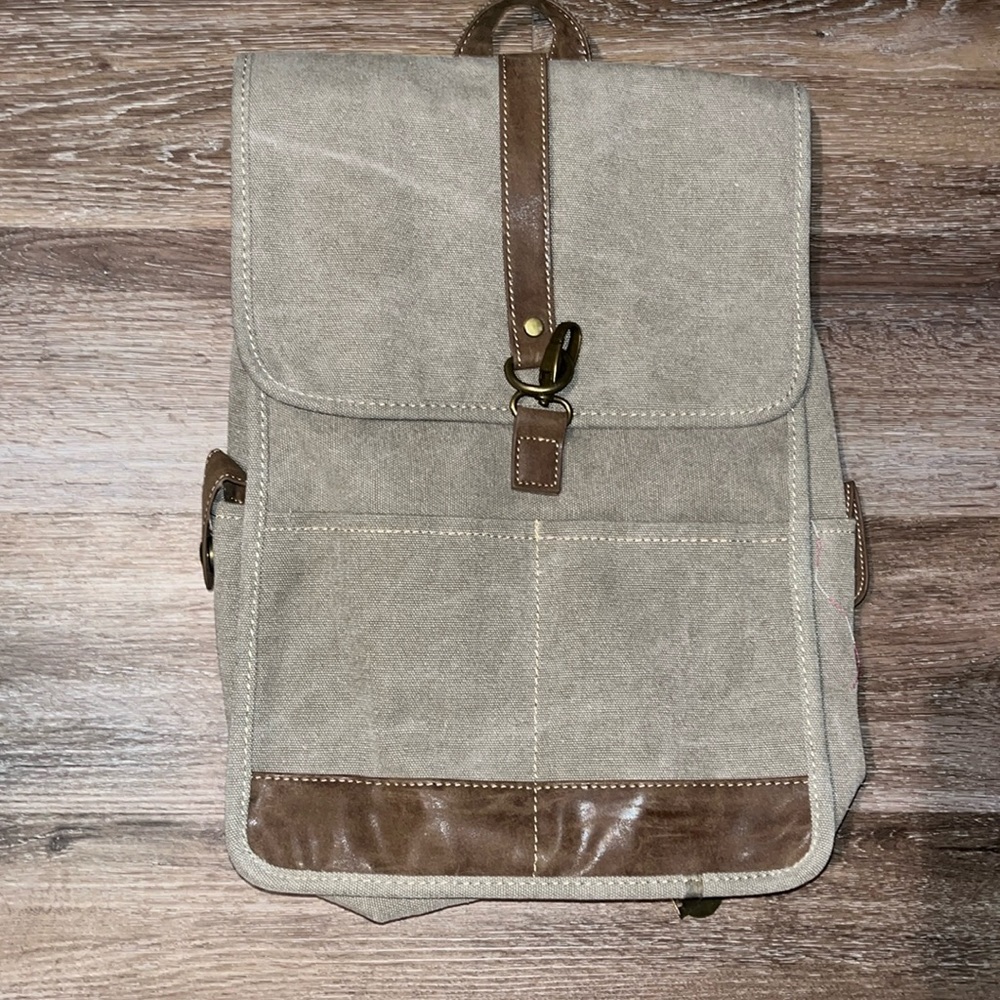 Cargoit Laptop Backpack